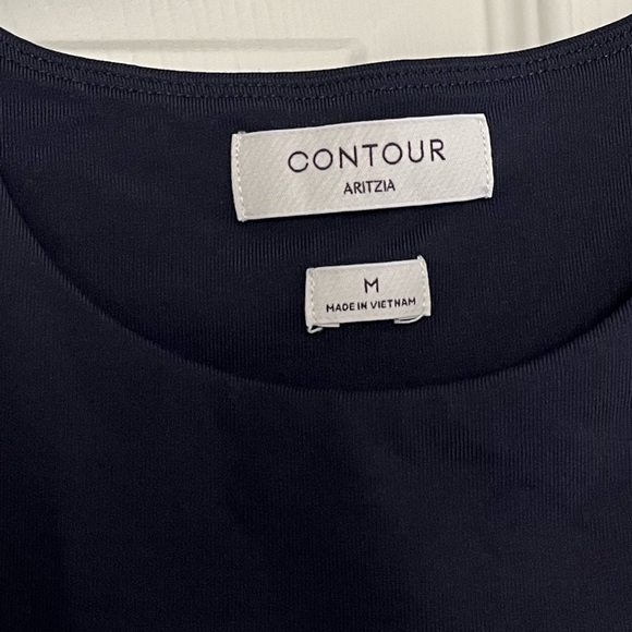 Aritzia Contour Crewneck Hip Navy Short Sleeve shirt - medium - Picture 2 of 3
